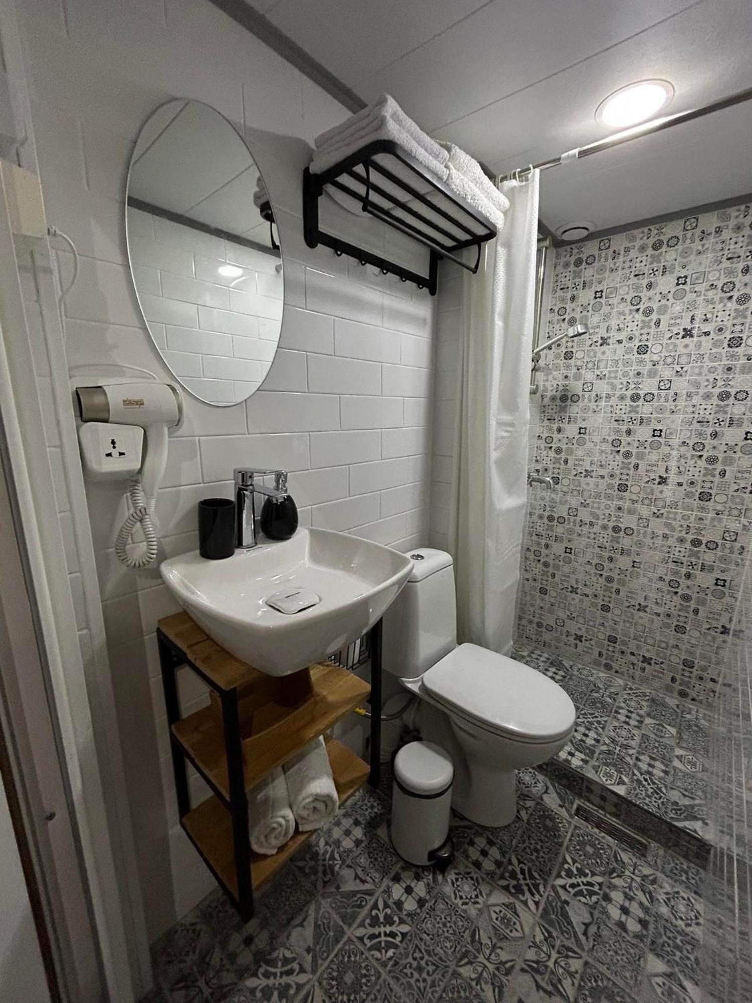 Noah Apartment Tbilisi Bagian luar foto